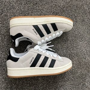 Adidas Campus 00s
